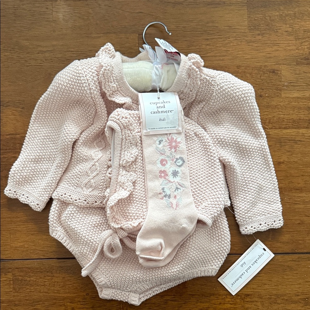 cupcakes & cashmere Pink Knit Baby Set